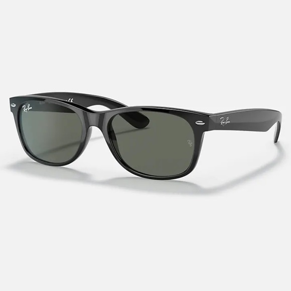 Ray-Ban Other - Ray-Ban New Wayfarer Classic
